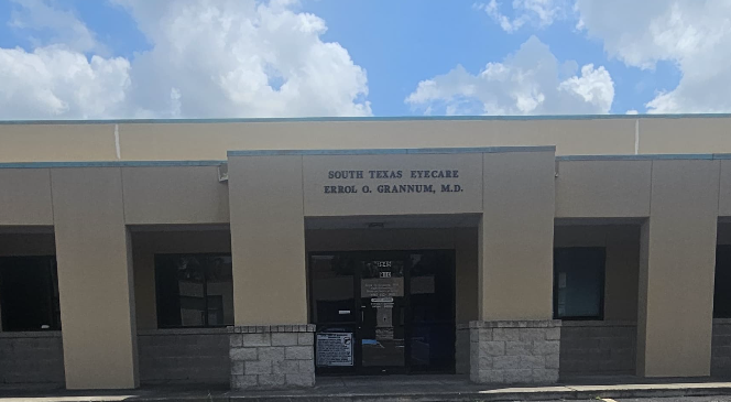 Exterior of the South Texas Eyecare Harlingen office